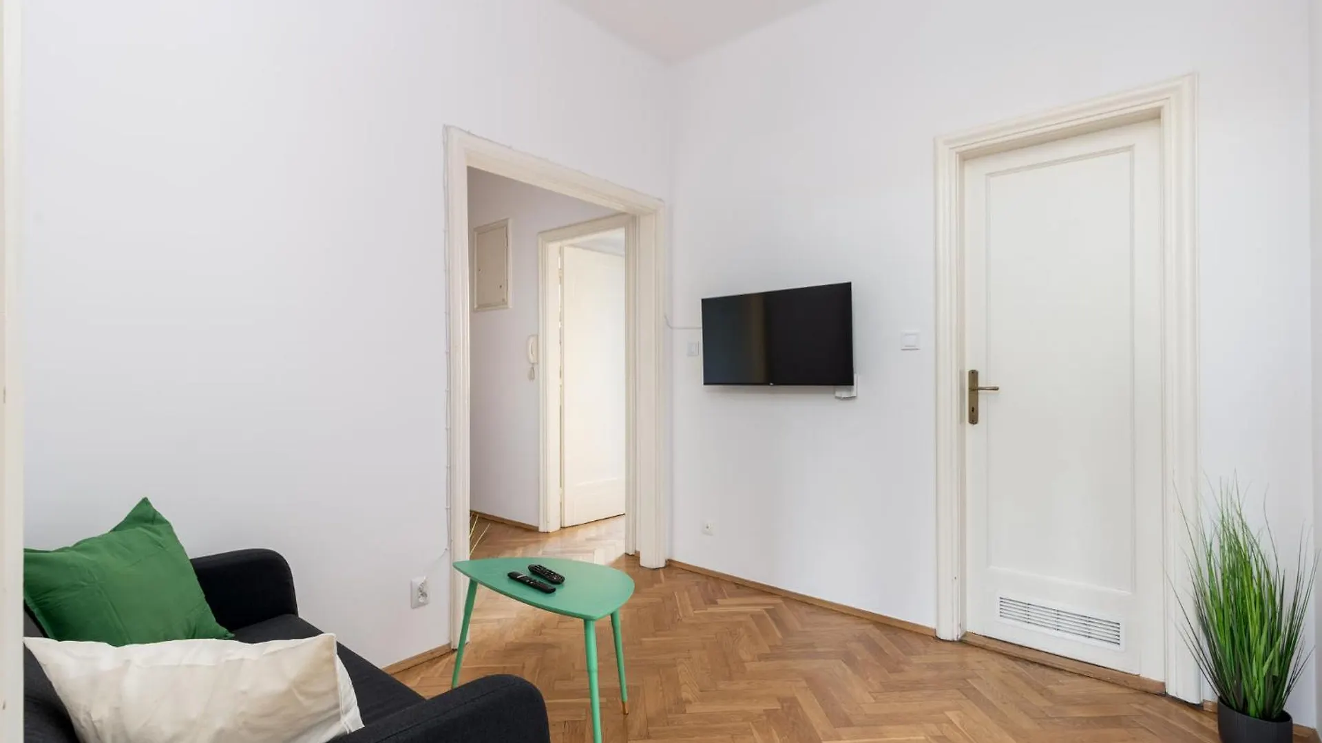 Old Town 2-Bedroom Apartment Krakow Poland